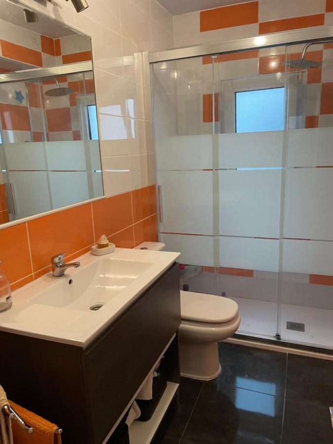 Alojamiento LOS GUAJES Gijón Exterior foto
